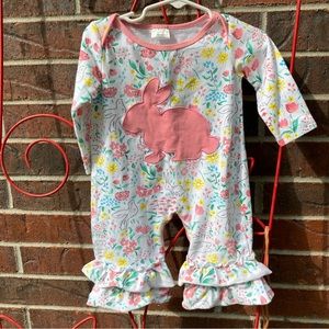 Easter Bunny Girl’s Body Suit Long Sleeve One Piece 6-12 Months Snap Bottom